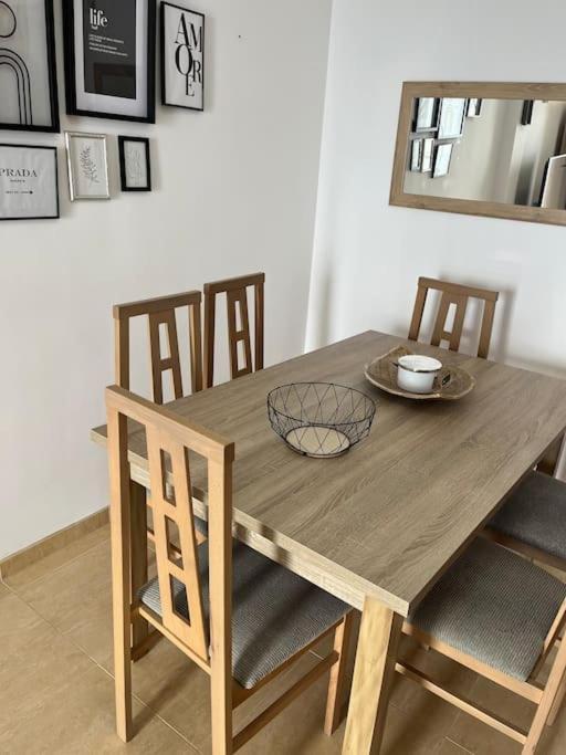 Apartamento A Pie De Playa Con Vistas Al Mar. Sorvilan Bagian luar foto